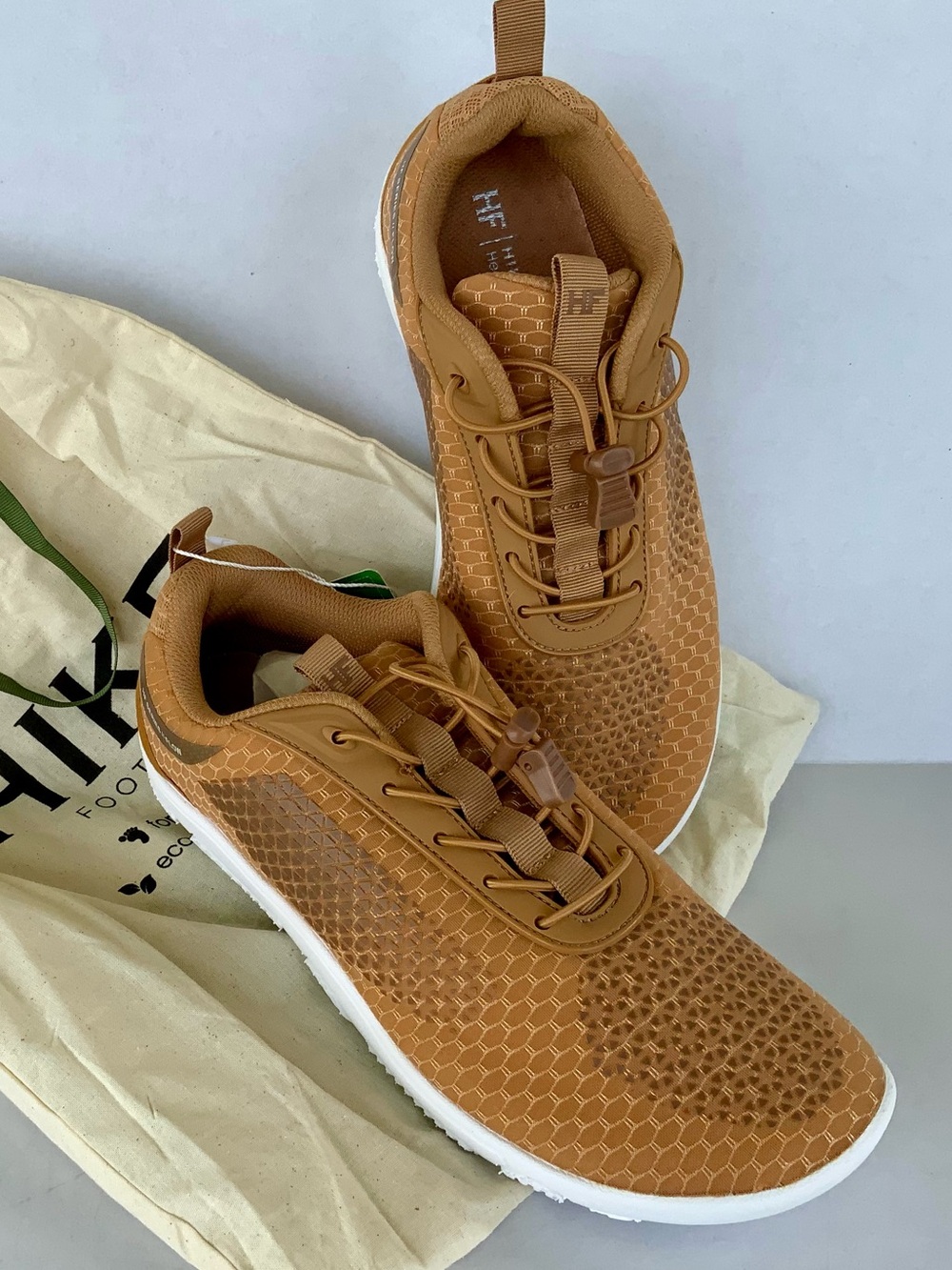 Hike Flow-Minimalistic Shoes for Foot, Knee and Back Pain
